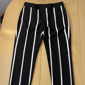 Banana Republic Black and White Stripped Avery Trouser Pant